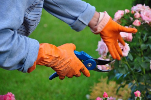 Load-based and cubic-yard garden service rates in Herne Hill